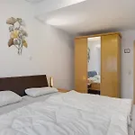 Haus Der Gemuetlichkeit Lägenhet *